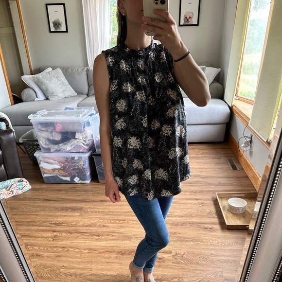 Joie Baltic Smock Sleeveless Print Top - Picture 5 of 10